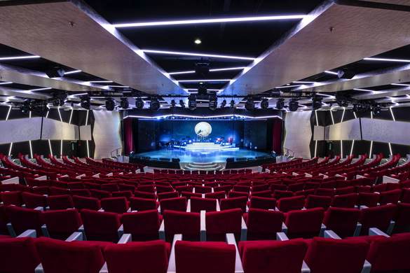 MSC Cruises MSC Meraviglia Theatre - Credits - MSC Rights - Ivan Sarfatti 2.jpg